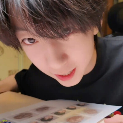  如果有人追你那我就绊倒他">w<"