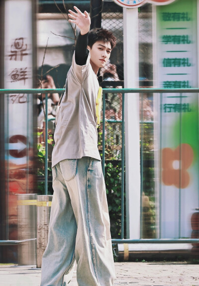 李昀锐