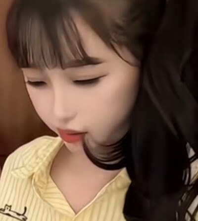 欣欣子