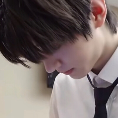 请喝咖啡的帅气学长