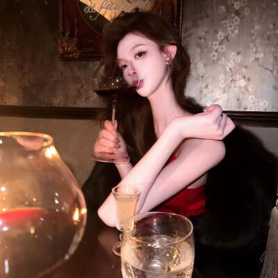 女头