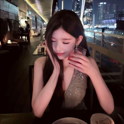 女头