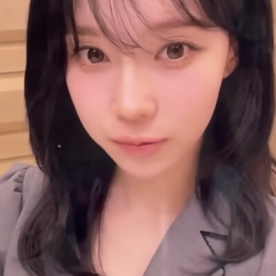 你爱的娃娃脸降落在身边