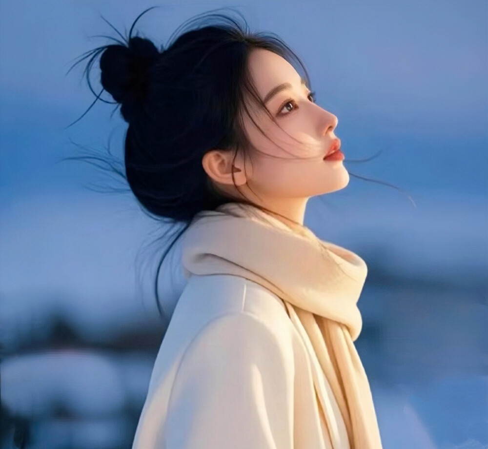 接受岁月的伤，仰望生活的光