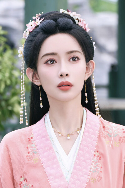 桃花映江山 姜桃花