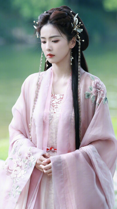 临江仙 李青月 花如月 白鹿