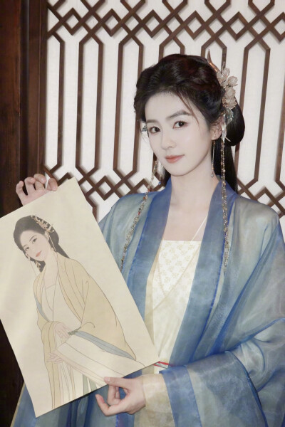 临江仙 花如月