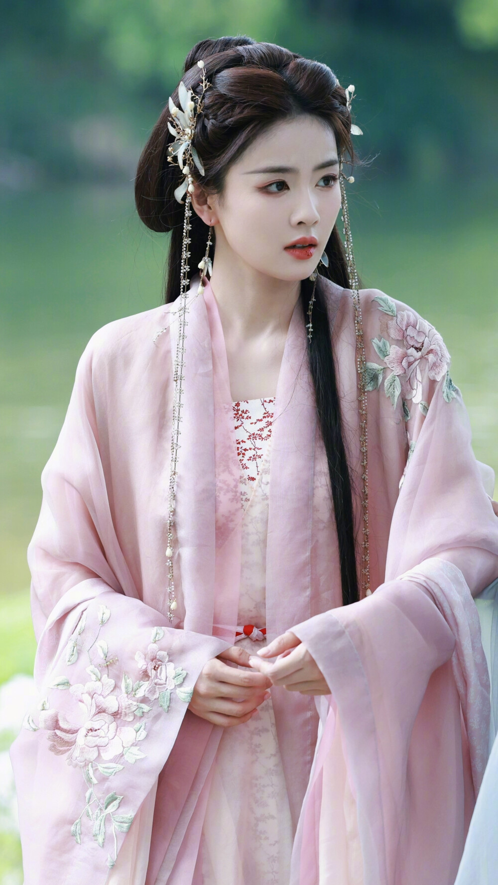 临江仙 李青月 花如月 白鹿