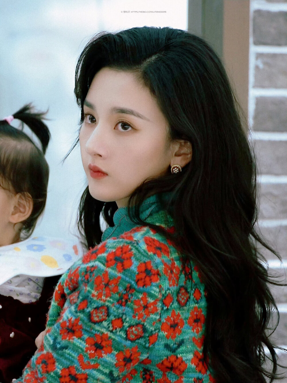 崔冰冰
淬火年代｜宋祖儿 ​
cr@塑料河