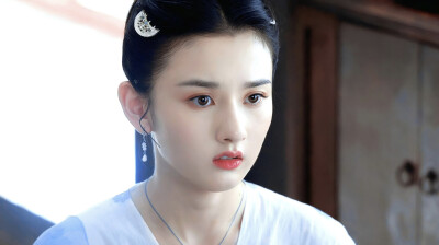 《无忧渡》段半夏（宋祖儿饰）