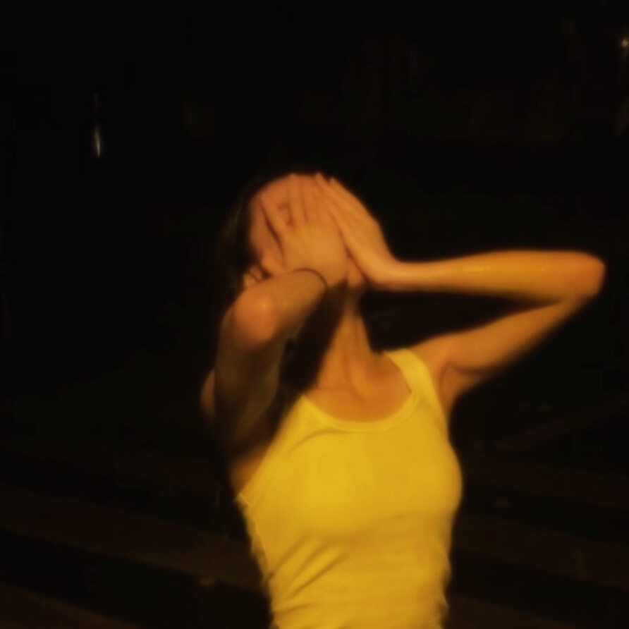 〆生锈的感情又逢落雨天