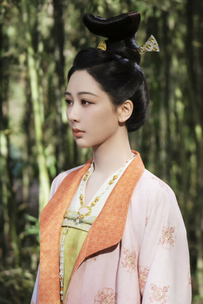 锦绣芳华 何惟芳