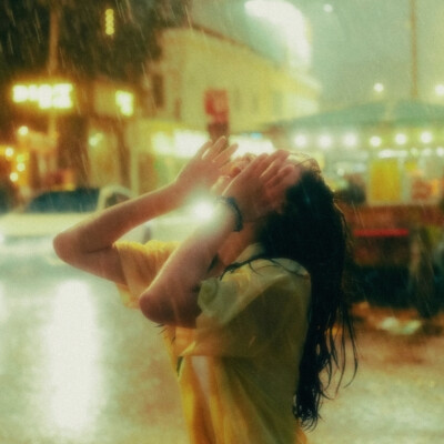 〆生锈的感情又逢落雨天