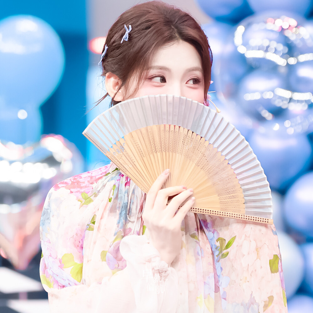 杨超越