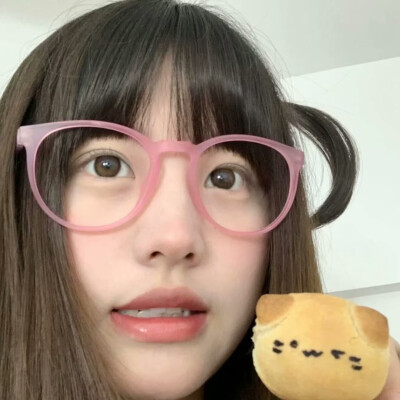 可爱甜妹