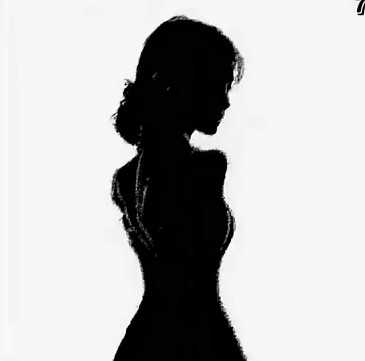 黑色女头