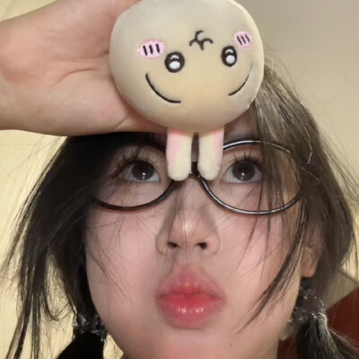 可爱甜妹