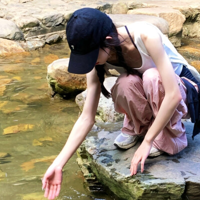 不露脸女头
