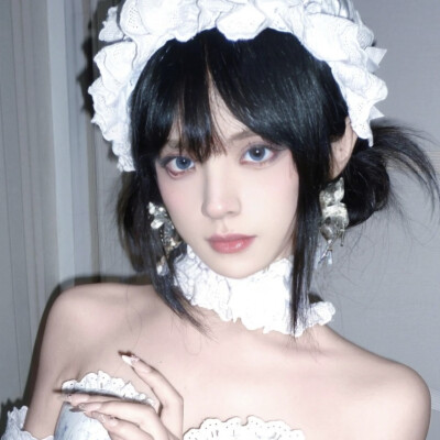 左妔