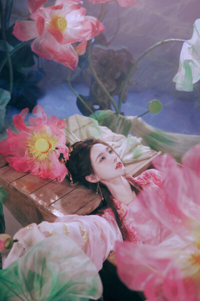 李一桐头像壁纸