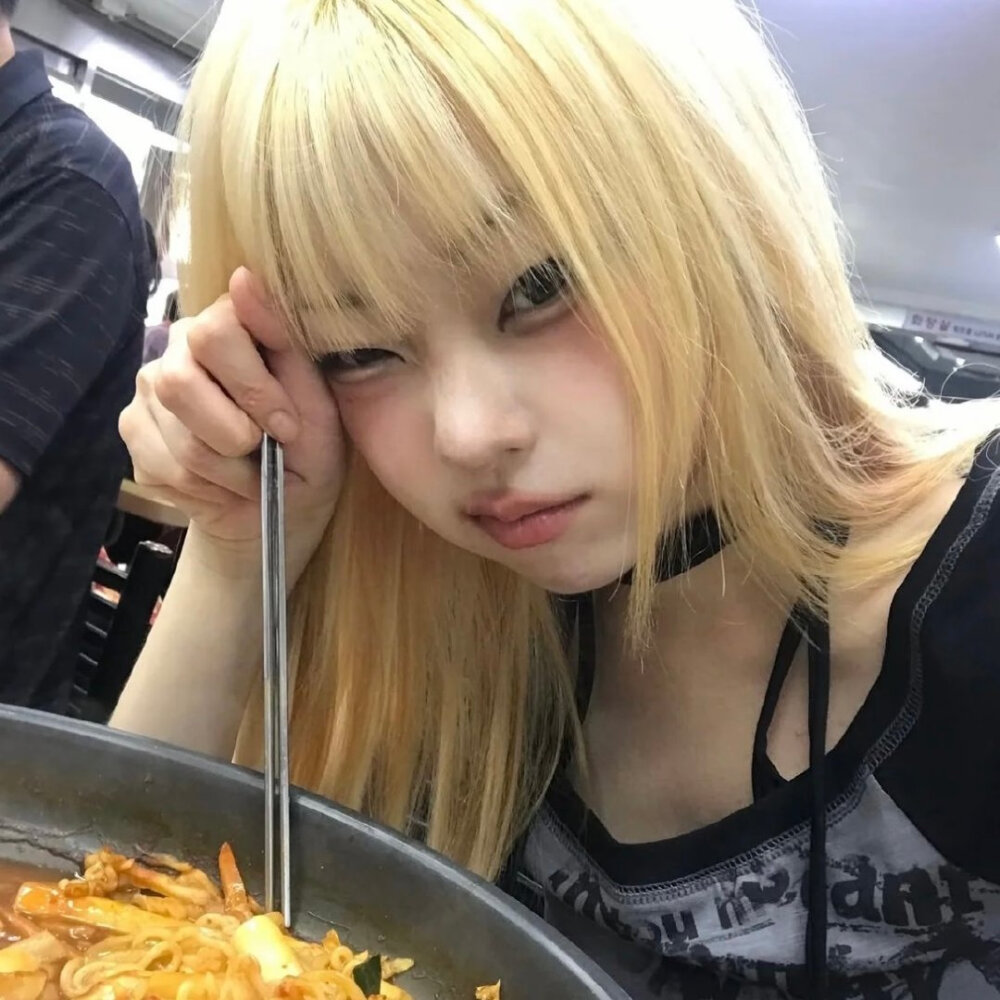 女头