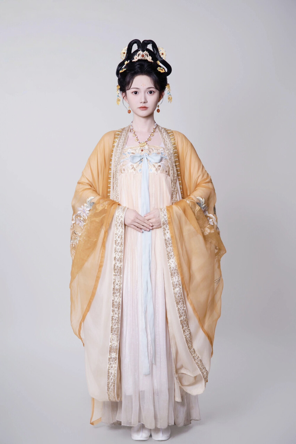 全家穿进皇宫里