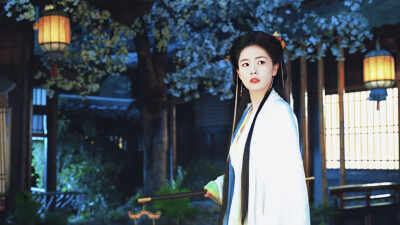 《临江仙》李青月/花如月