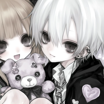 拥抱是为了弥补人类右胸腔所空缺的心跳