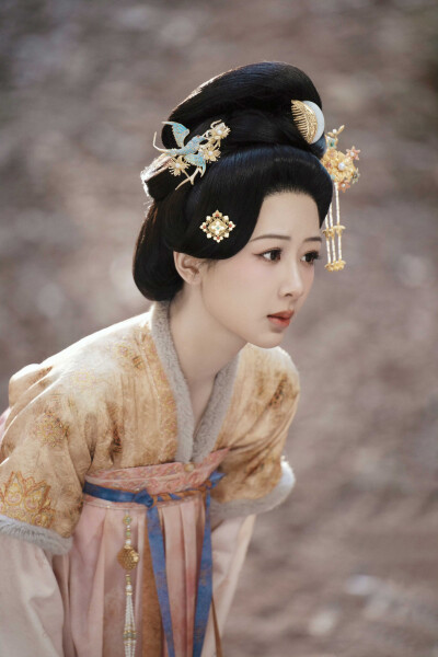 锦绣芳华 何惟芳
