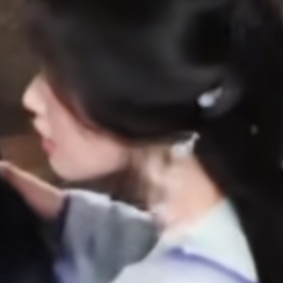 依旧