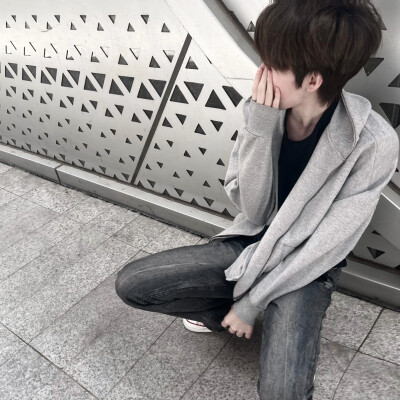 男头
二传头像注明出处