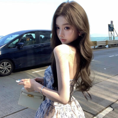 侧影女