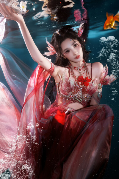 彭小苒