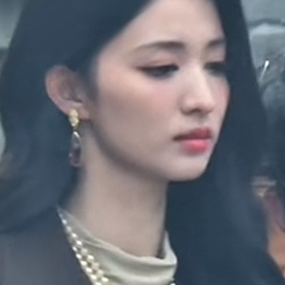 明媚的忧伤