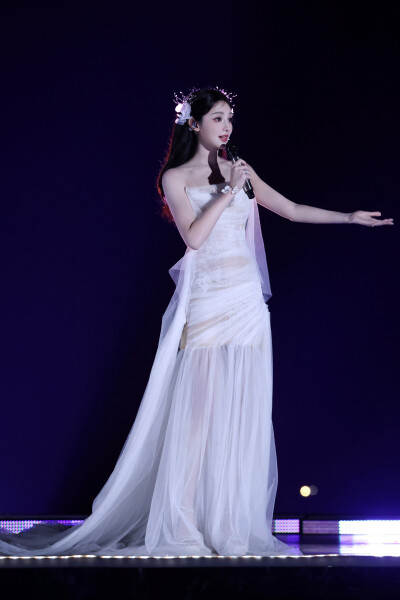 彭小苒