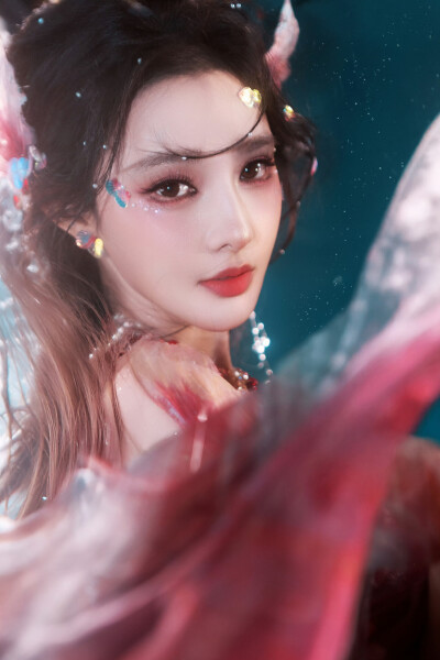 彭小苒