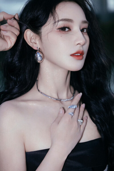 彭小苒
