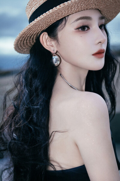彭小苒