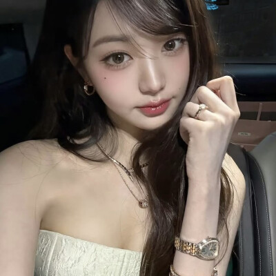 张元英