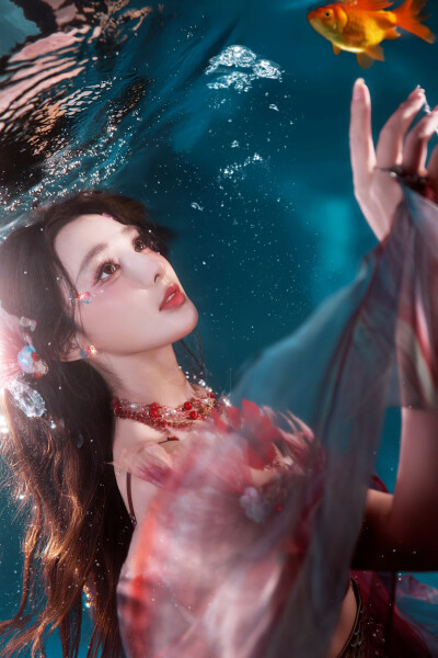 彭小苒