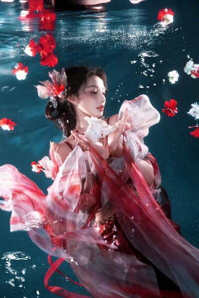 彭小苒