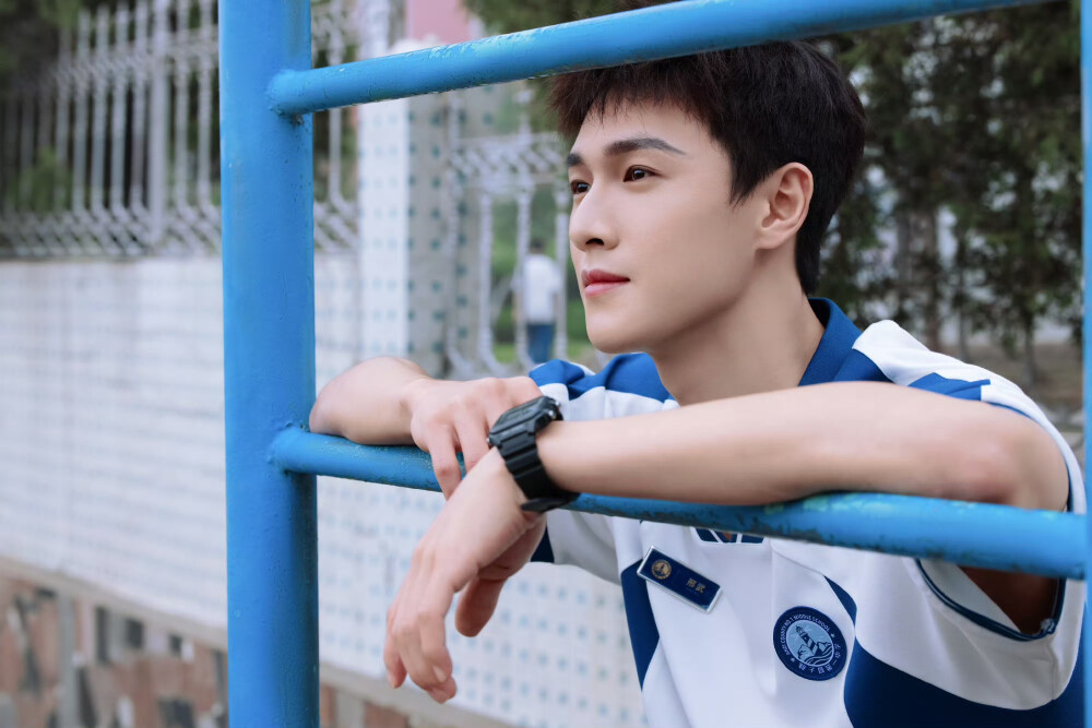 李昀锐
