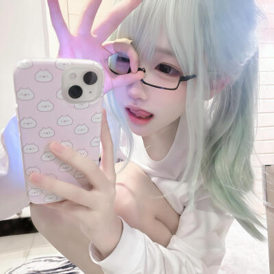 ✰