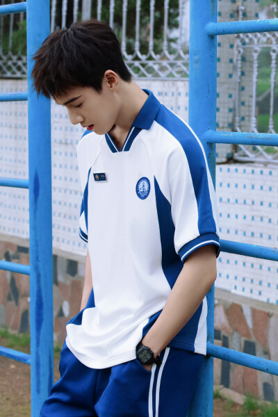 李昀锐