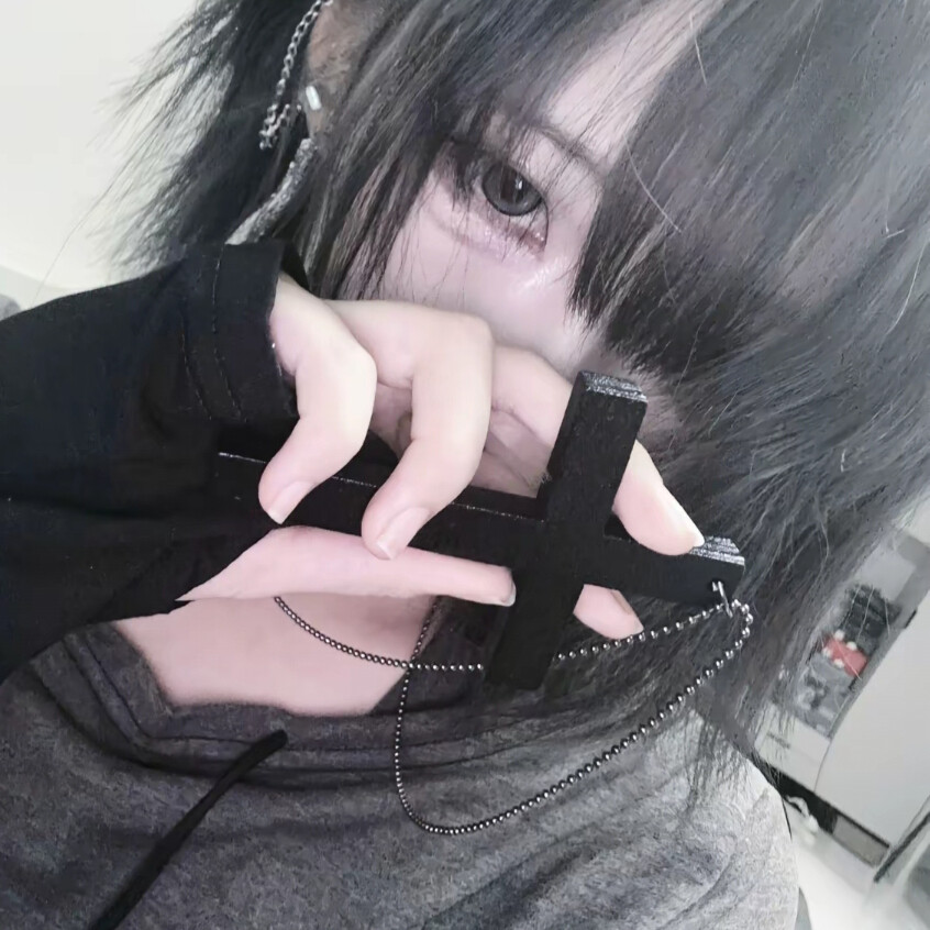 bot还是在烟里卖萌？