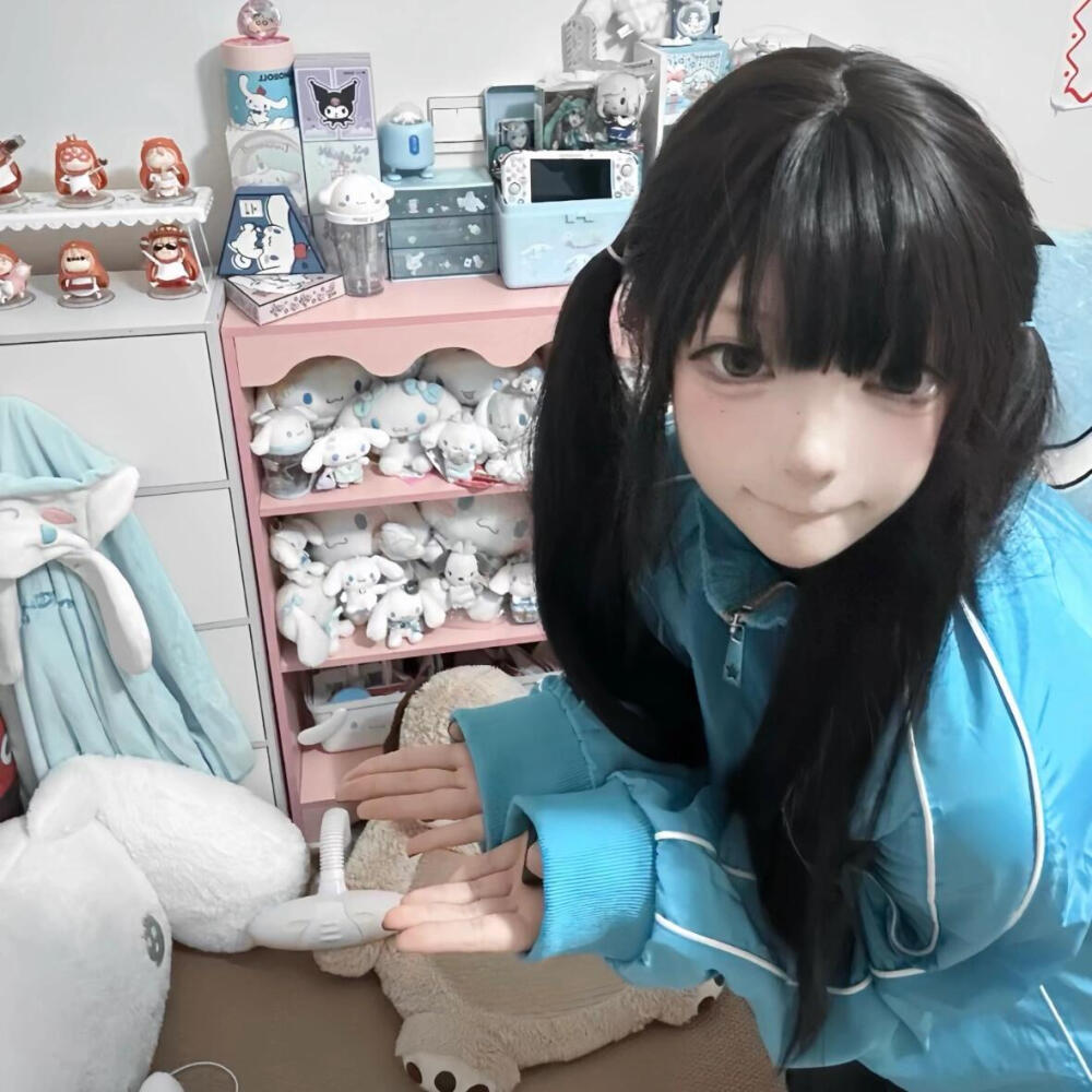 ✰