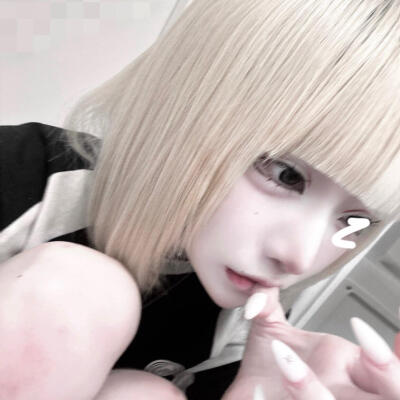 ✰