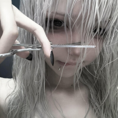 ✰