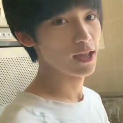 青涩小鱼