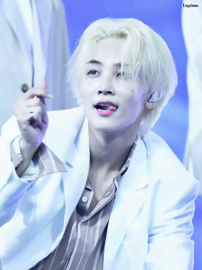 尹净汉 190706 SBS SUPER CONCERT IN HK